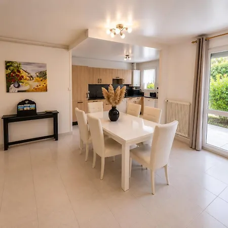 Jardin Des Papillons Apartment